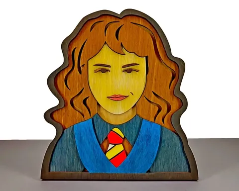 Hermione layered-art product photo